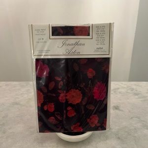 Jonathan Aston Pantyhose